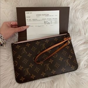 Louis Vuitton Pouchette
